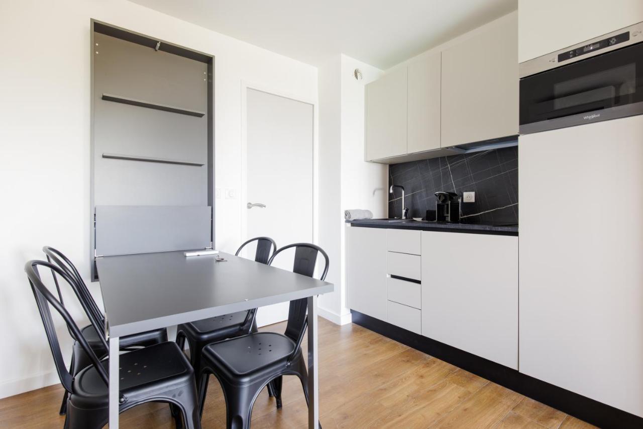 Suite 118 - Piscine - 50 Metres Plage - Terrasse - Clim - Wifi كان المظهر الخارجي الصورة